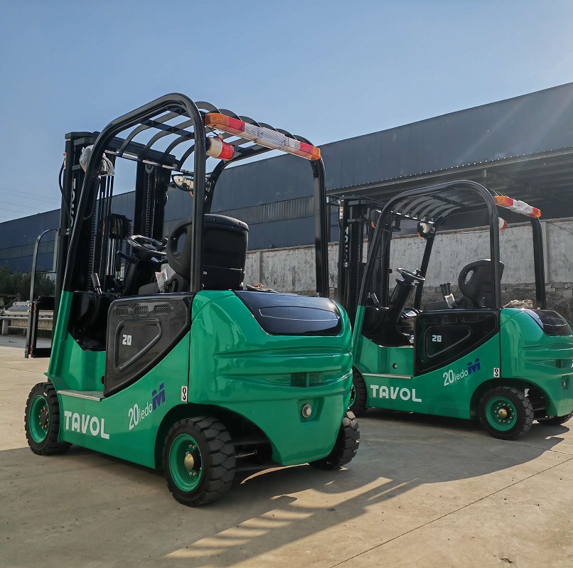 Электрический вилочный погрузчик на 1,5 тонны