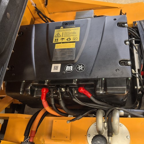 1754990433566070.jpg battery.jpg