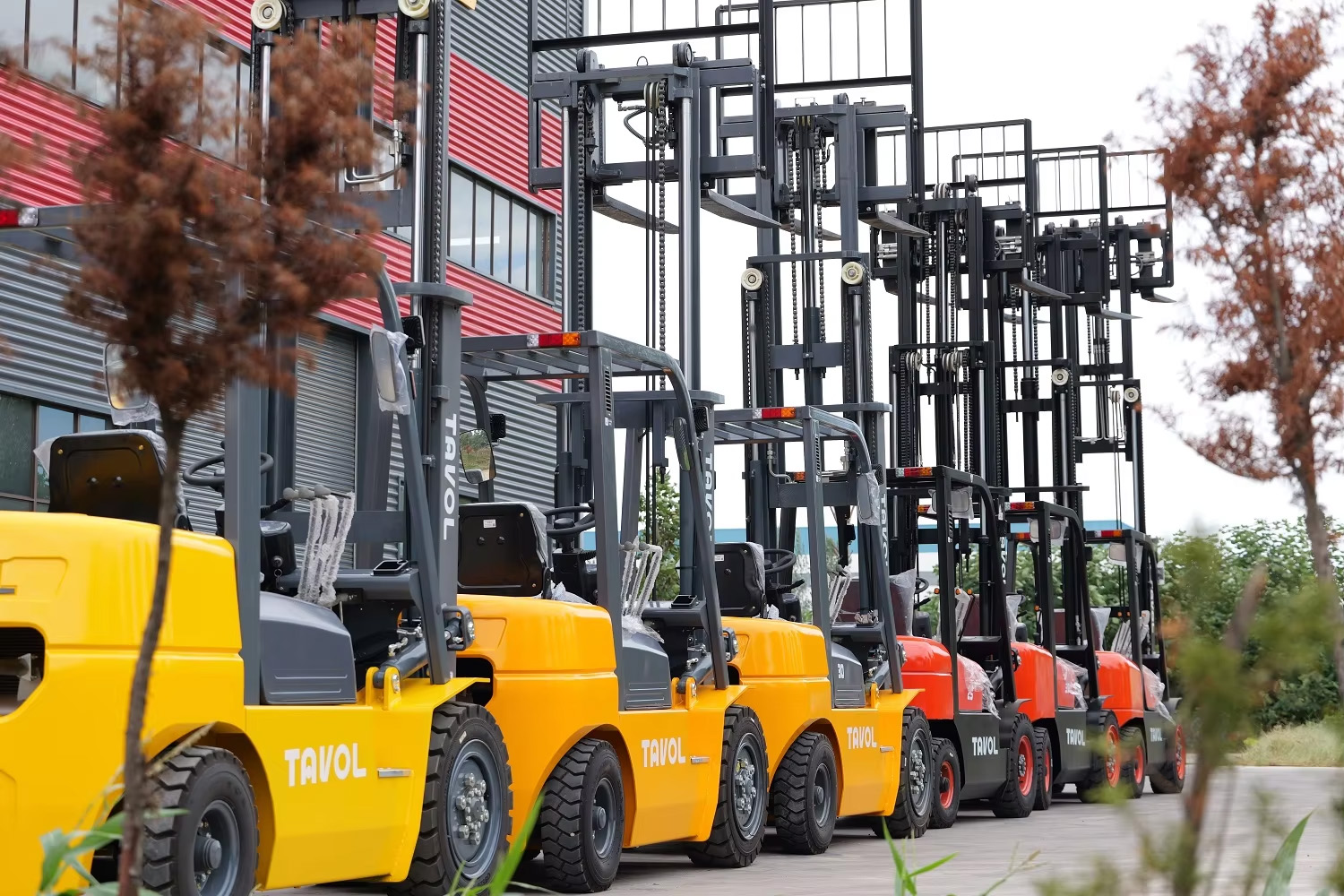 Engine Forklift.jpg Engine Forklift.jpg