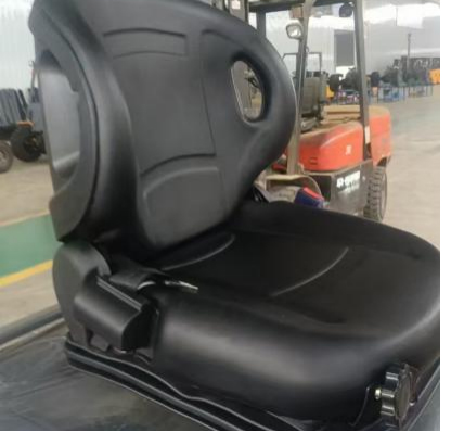 Rough Terrain Forklift.jpg Rough Terrain Forklift.jpg