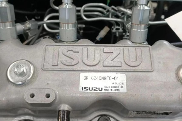 1750218001598122.jpg ISUZU engine.jpg