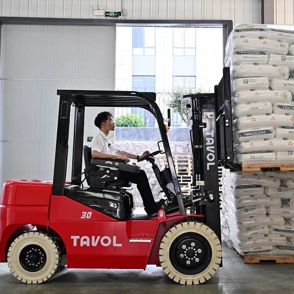 fingertip forklift