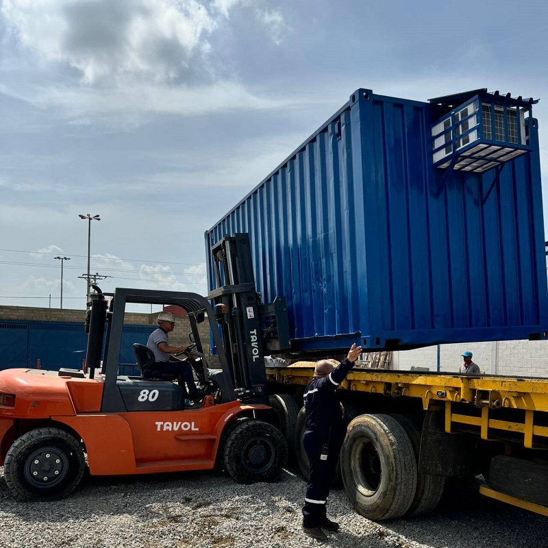 رافعة شوكية 8 طن كولومبيا