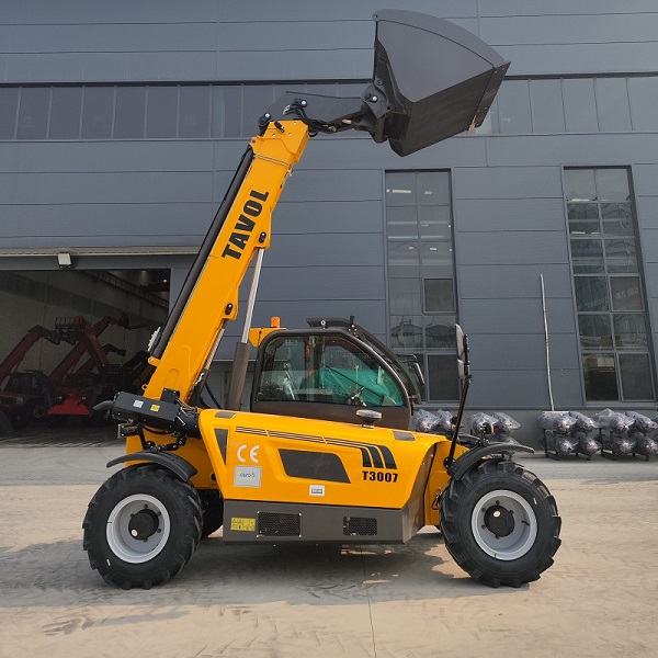 telehandler with bucket
