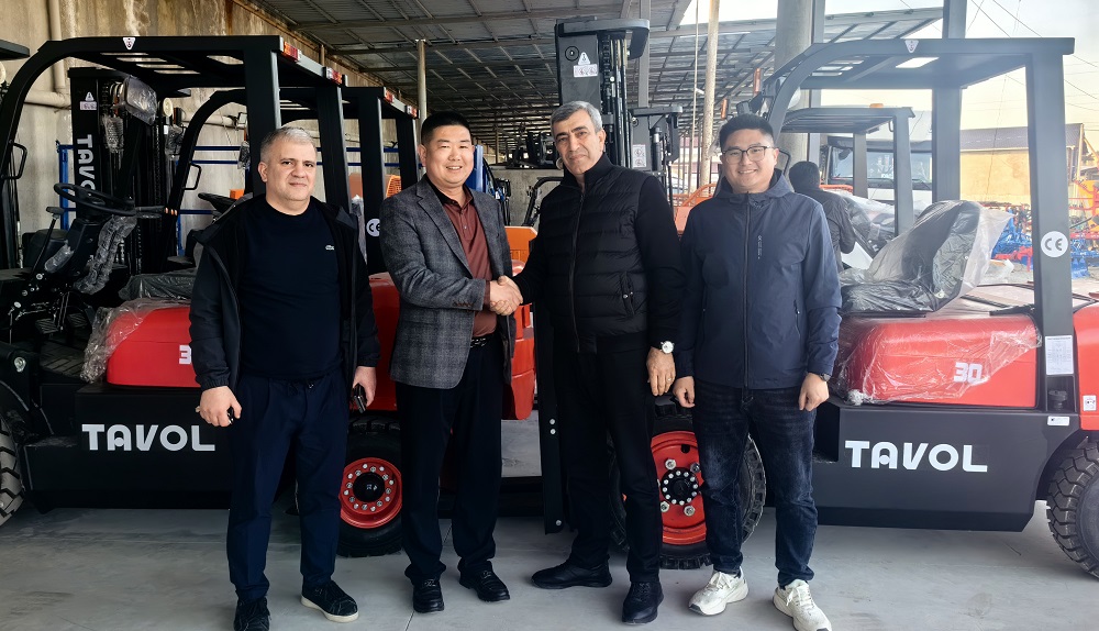 1750151512959518.jpg Chariot élévateur Taiwo en Azerbaïdjan.jpg