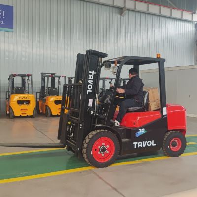 Empilhadeira elétrica de 4 rodas