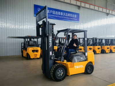 Ketukangan Cina mencipta kecemerlangan, forklift Tavol terkenal di seluruh dunia
