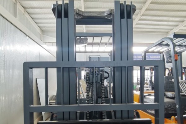 1750218063717689.jpg 3 stage full free mast_副本.jpg