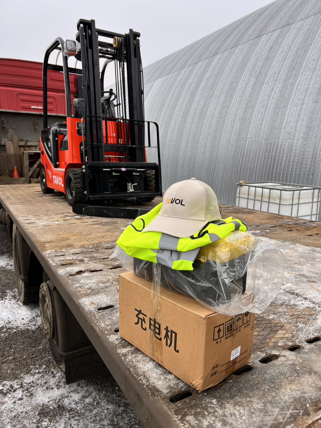 Expanding Partnership with Russian Client through Tavol Electric Forklift Success Expanding Partnership with Russian Client through Tavol Electric Forklift Success