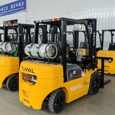 вилочный погрузчик